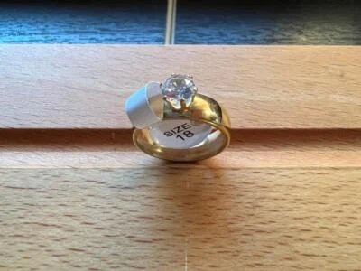 Damen Ringe, Edelstahl mit Strasssteinen, Partner-/Hochzeitsringe, Auswahl, NEU - Bild 1 von 4