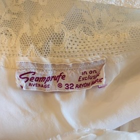 Vintage Seamprufe Ivory Rayon Lace Trim Full Slip Dress Size 32 Average Mid-Cen