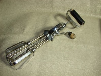 Vintage Ecko Hand Held Mixer Egg Beater Black Handle Stainless USA  -#12