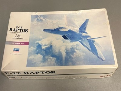 Hasegawa 07245 Lockheed Martin F-22 Raptor 1/48 Scale Plastic Model Kit