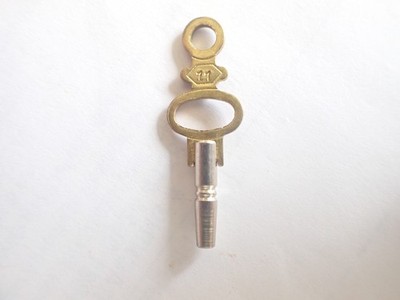 VINTAGE POCKET WATCH KEY  SIZE 11 FITS POST O.038 INCH PART A