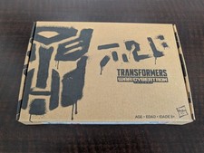 Transformers Generations Selects Soundwave Spy Patrol 3rd Unit WFC-GS10 Sealed