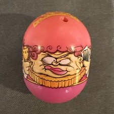 MIGHTY BEANZ 2010 SERIES 2 211 QUEEN MEGA BEAN