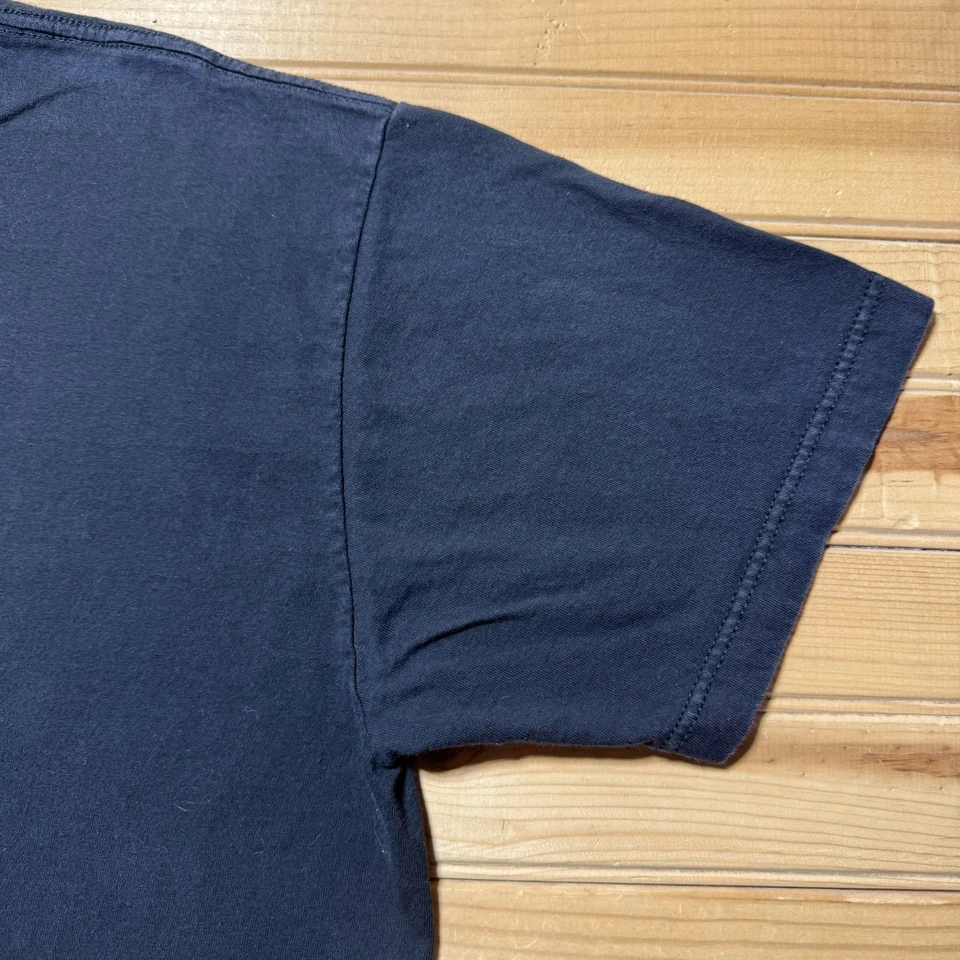 Vintage 90s Jaguar Rainforest Cafe Galveston Island Souvenir T-Shirt - Size XL - Image 4 of 4