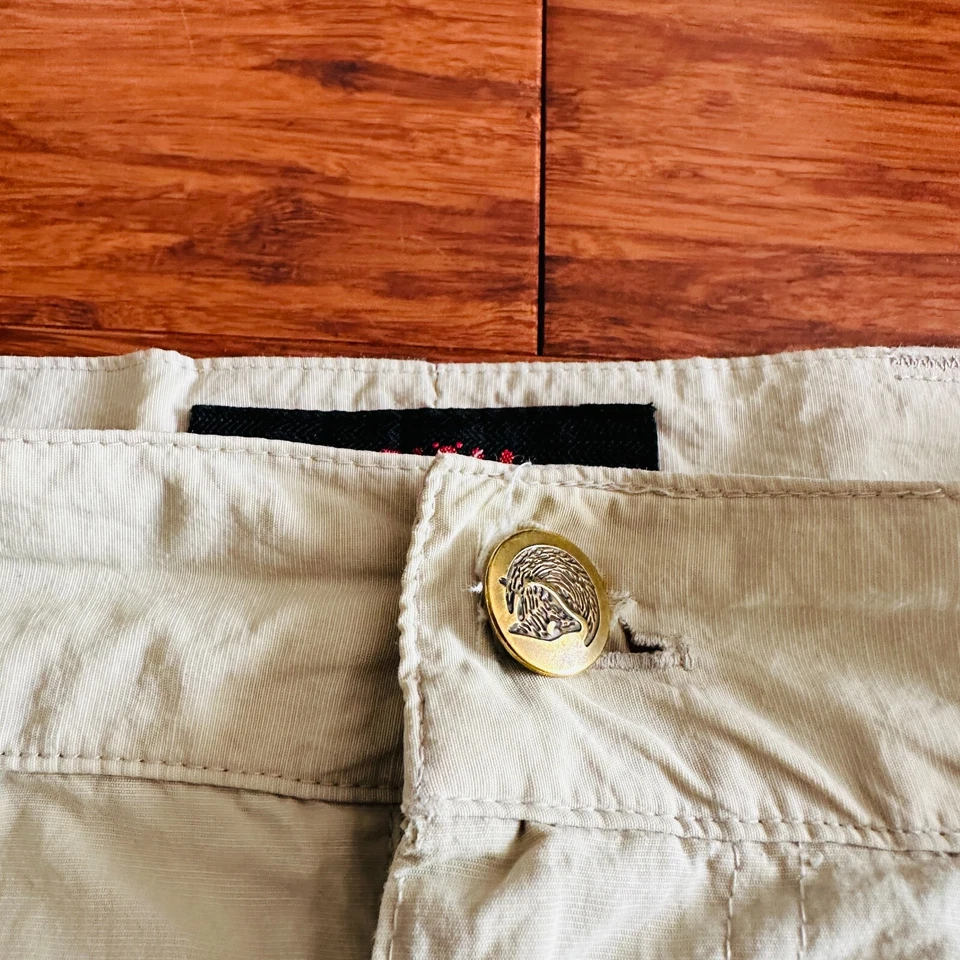 PANTALONES CORTOS 2 en 1 con cremallera Fjallraven Fjall Raven Fjällräven tostados TALLA 44 Foto 2 de 4