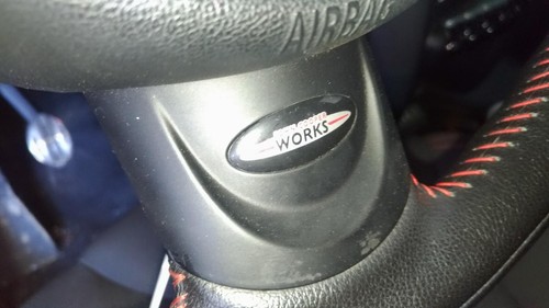 Used Front Lower Center Console fits: 2013 Mini Clubman floor w/o navigation w/a - Picture 18 of 21