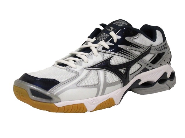 mizuno wave bolt 4