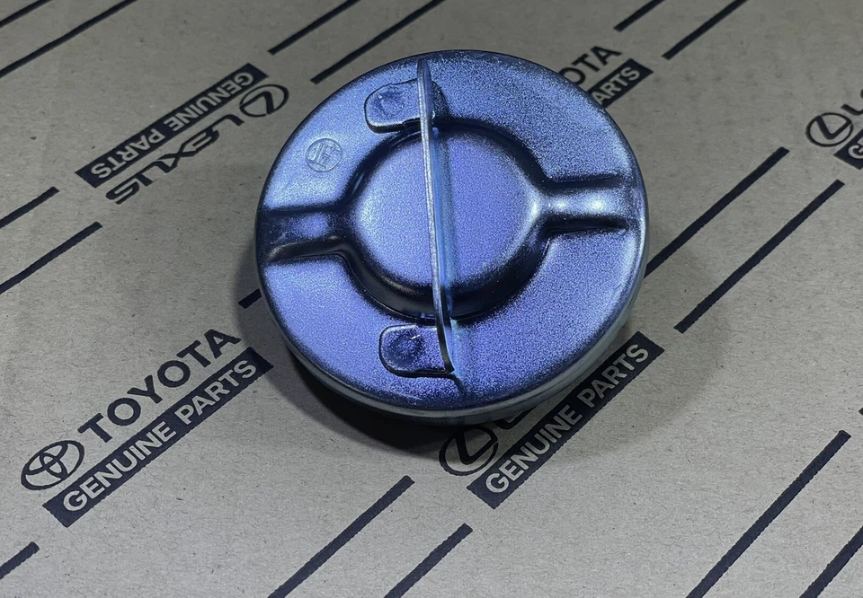 80 - 83 TOYOTA LAND CRUISER FJ40 FJ45 FUEL TANK GAS CAP OEM NEW - Image 4 of 4