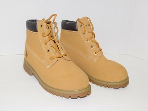 boys construction boots
