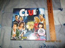 HASBRO , CLUE THE CLASSIS MYSTERY FROM 2015 - QUAD-FOLD BOARD , MORE COMPACT