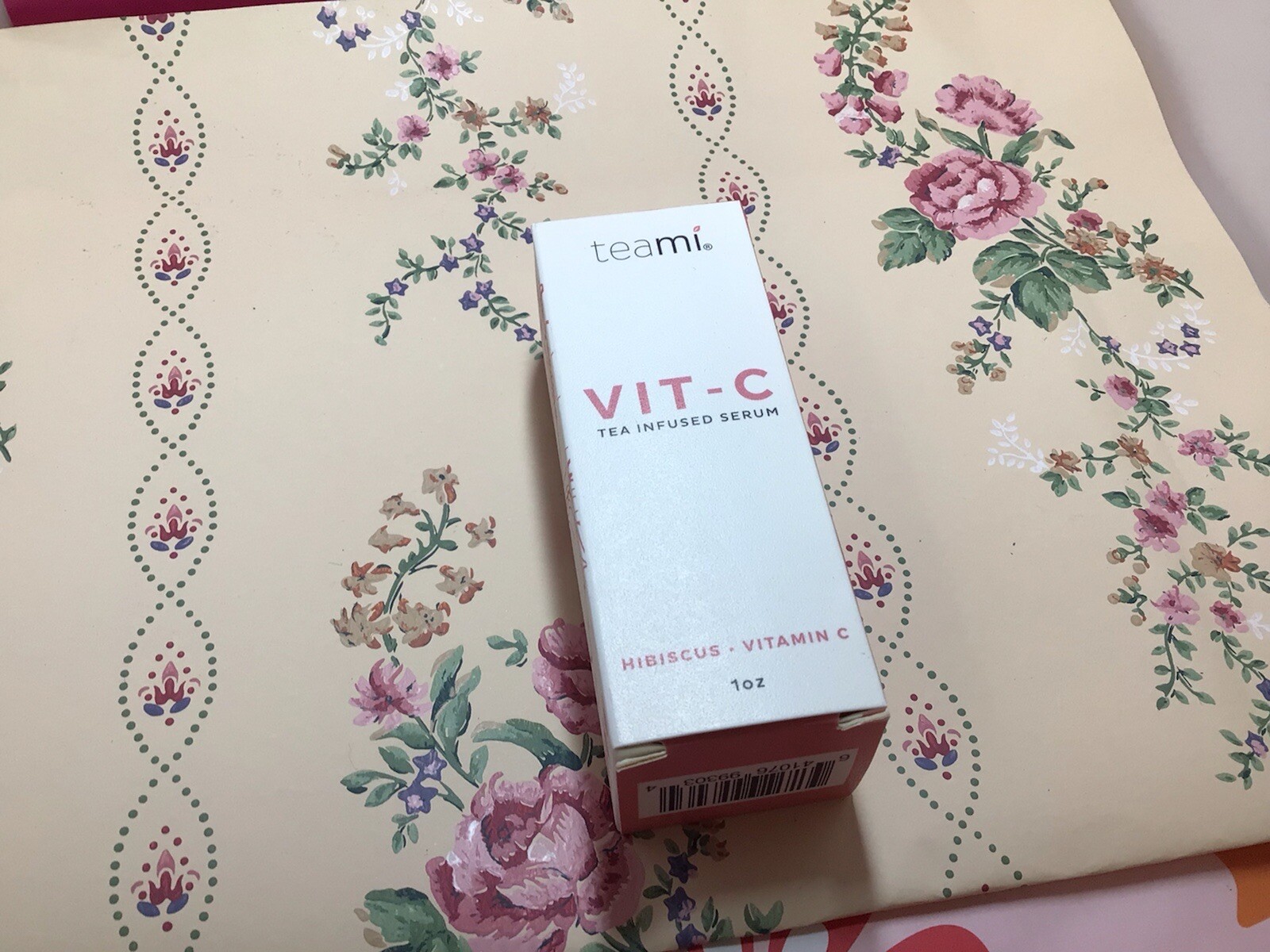 New With Box. Teami VITC Hibiscus Vitamin C Collagen Infused Facial