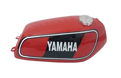 Yamaha DT175 DT 175 1977-78 Acero Pintado Rojo Combustible Gasolina Tanque Con Tapa - Imagen 2 de 17