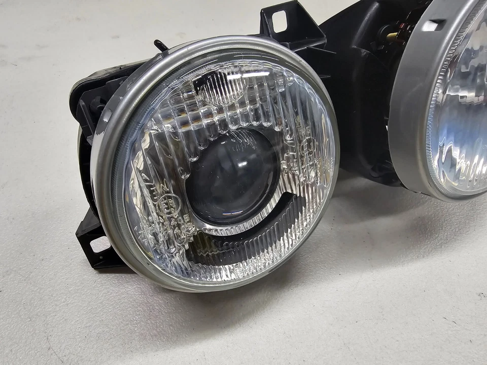 Faro sonriente Bosch Euro nuevo para pasajeros BMW E30 NUEVO EN STOCK NLA Foto 2 de 4