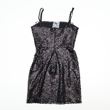 green emerald velvet dress Amazon.com: BCBGMAXAZRIA Women's Ruffle Cap Sleeve A Line Evening Dress  Square Neck Short Tiered Ruffle Skirt, Pink, 0 : Clothing, Shoes & Jewelry main image 0