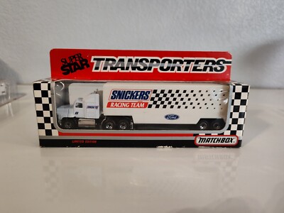 Matchbox Super Star Transporters Die Cast Semi Snickers Racing Team. (a4)