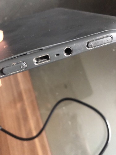 Amazon Kindle 3 e-reader D00901- Screen Not Turning On -Pls See Item Description - Picture 12 of 20