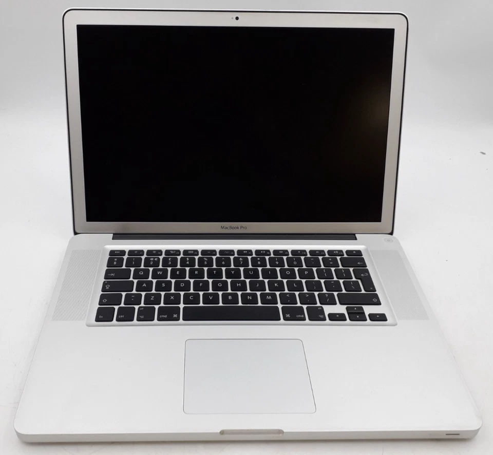 Apple MacBook Pro A1286 15" Screen Laptop Silver - Image 2 of 4