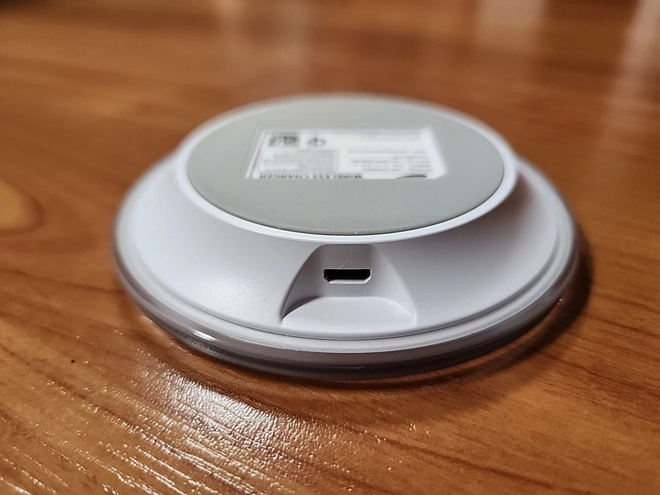 Pre-owned Samsung EP-PG920i wireless charger white - Image 3 of 3