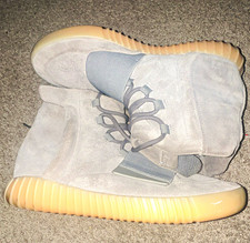 Yeezy Boost 750  Grey Gum / Glow in the Dark,...