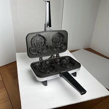 Vitantonio Mickey & Minnie Sandwich Maker Dis...