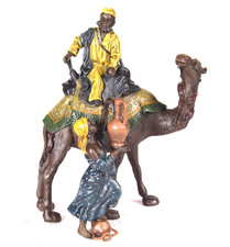 Bronzefigur Araber auf Kamel und Frau mit Krug Wiener Bronze handbemalt Bronze