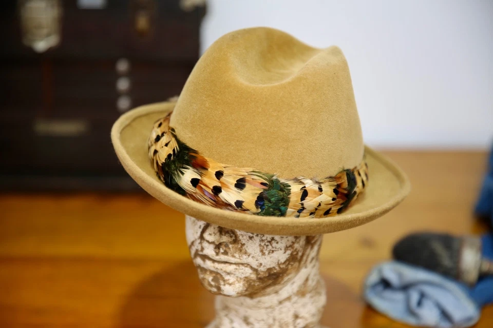 VTG Felt Velour Hat Fedora Feather Band CANADA 7 1/8 Gold Tan Pheasant - Image 3 of 4