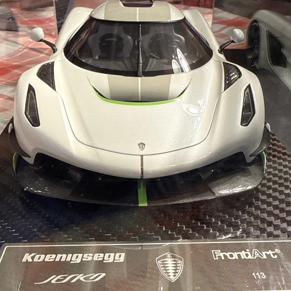 Frontiert escala 1/18 KOENIGSEGG Jealous Limited resina diecast modelo coche blanco Foto 3 de 4