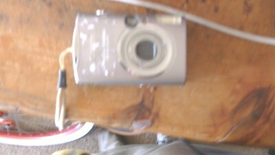 Canon PowerShot Digital ELPH SD800 IS / Digital IXUS 850 IS 7.1MP  WORKS READ D