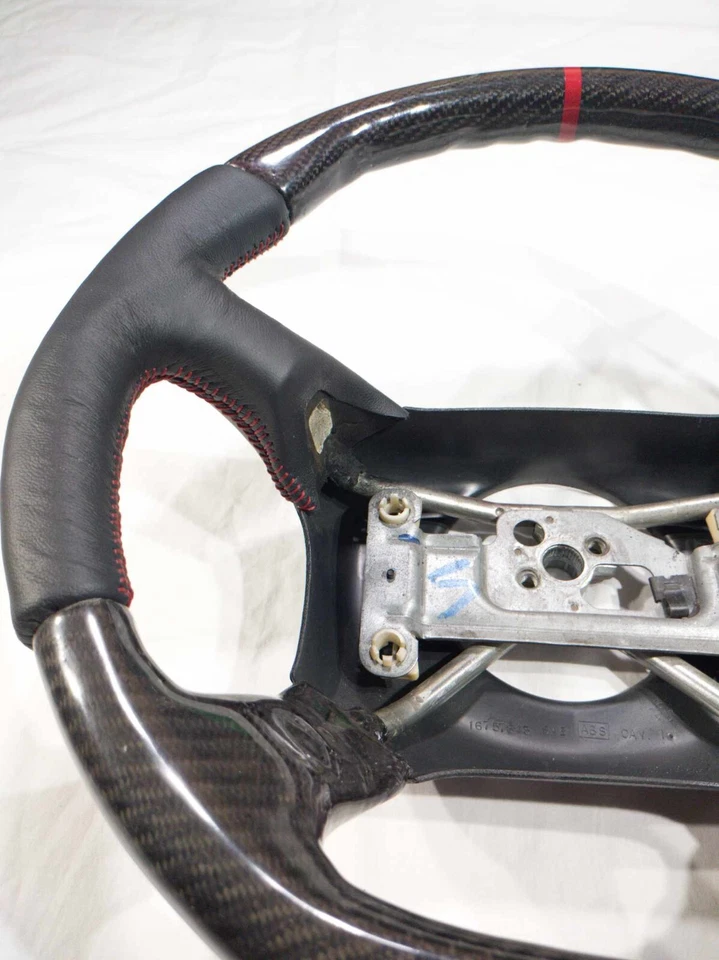Volante Chevrolet Silverado 96 97 envuelto en fibra de carbono cuero NUEVO OEM Foto 3 de 4