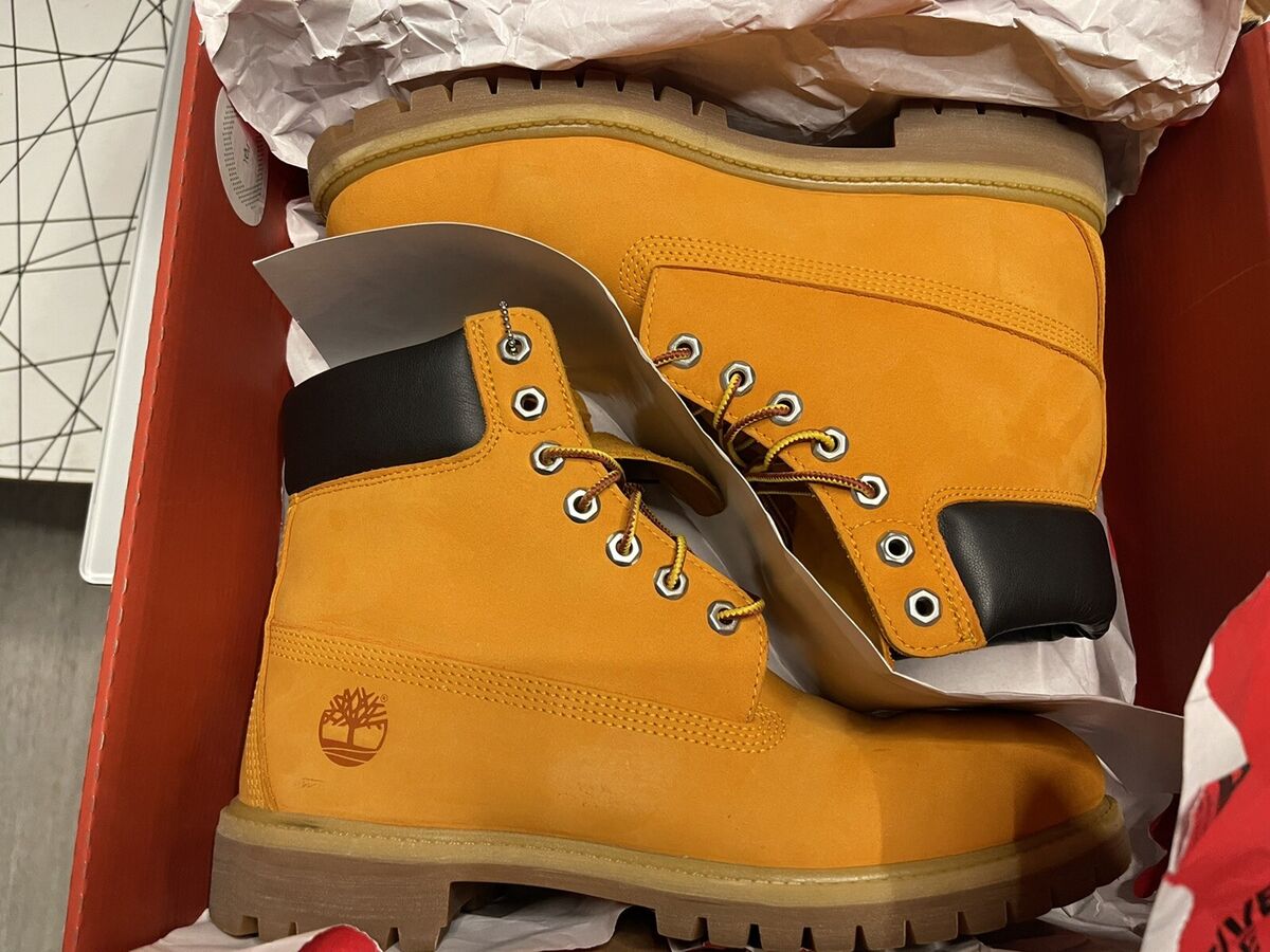 Timberland Premium Waterproof Boot Bright Orange Size M-9.5 Timberland Premium Waterproof Boot Bright Orange Size M-9.5