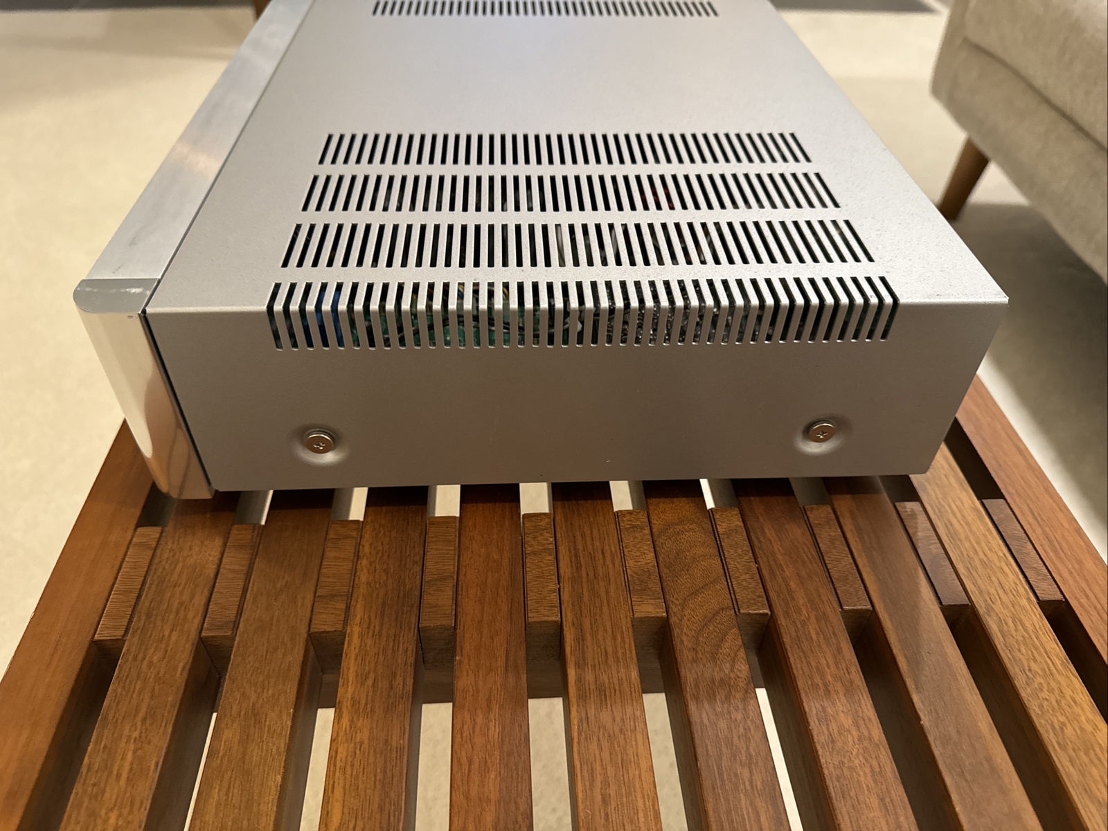 ROTEL RB1572 High Power Two Channel Amplifier (2x 250 Watts).