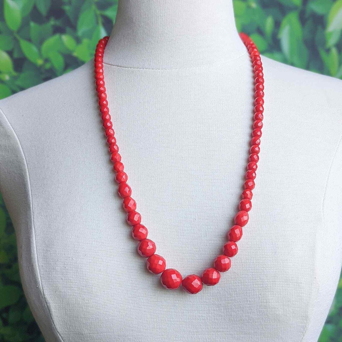 1930's vintagebeadsネックレス Vintage 1930/40s red and white glass bead necklace in