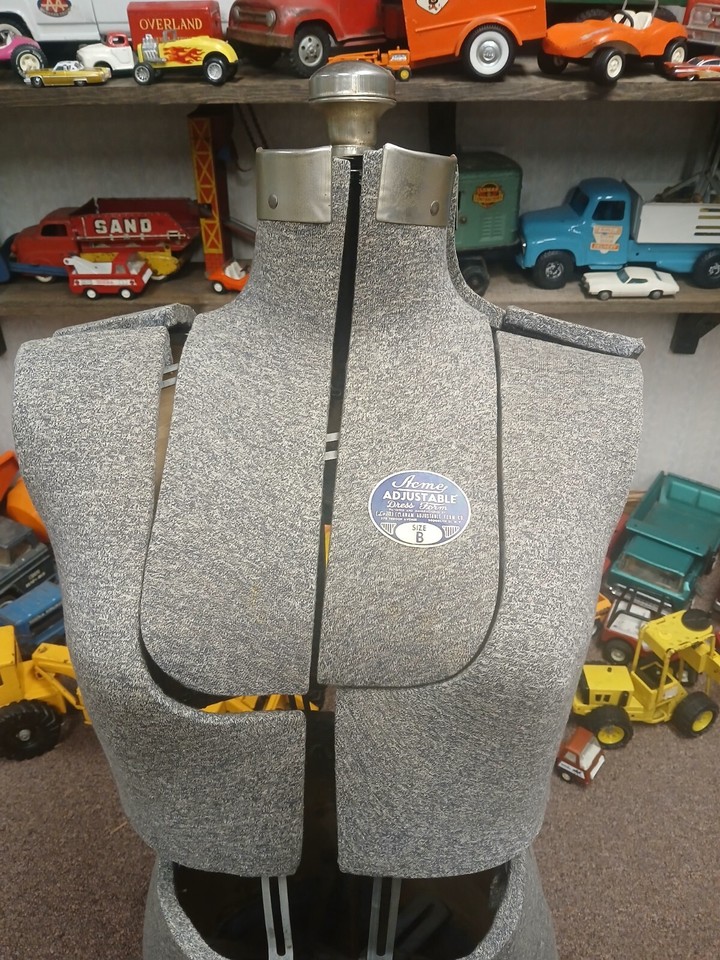 Acme Woman's Adjustable Dress Form Mannequin Sewing Dress Form Size B