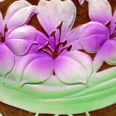 Easter Greetings Airbrushed Flowers Pink Green Embossed Divided Back Egg