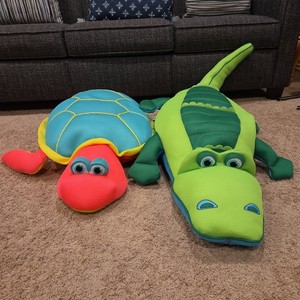 2 Big Joe Pool Petz Sea Turtle Pink Blue & Crocodile Alligator Mesh Float Large