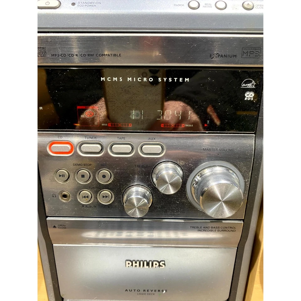 Philips MCM5/25 Micro Hi-Fi System MP3-CD/CD-R/CD-RW 2-Way Bass Reflex Speakers - Image 3 of 4