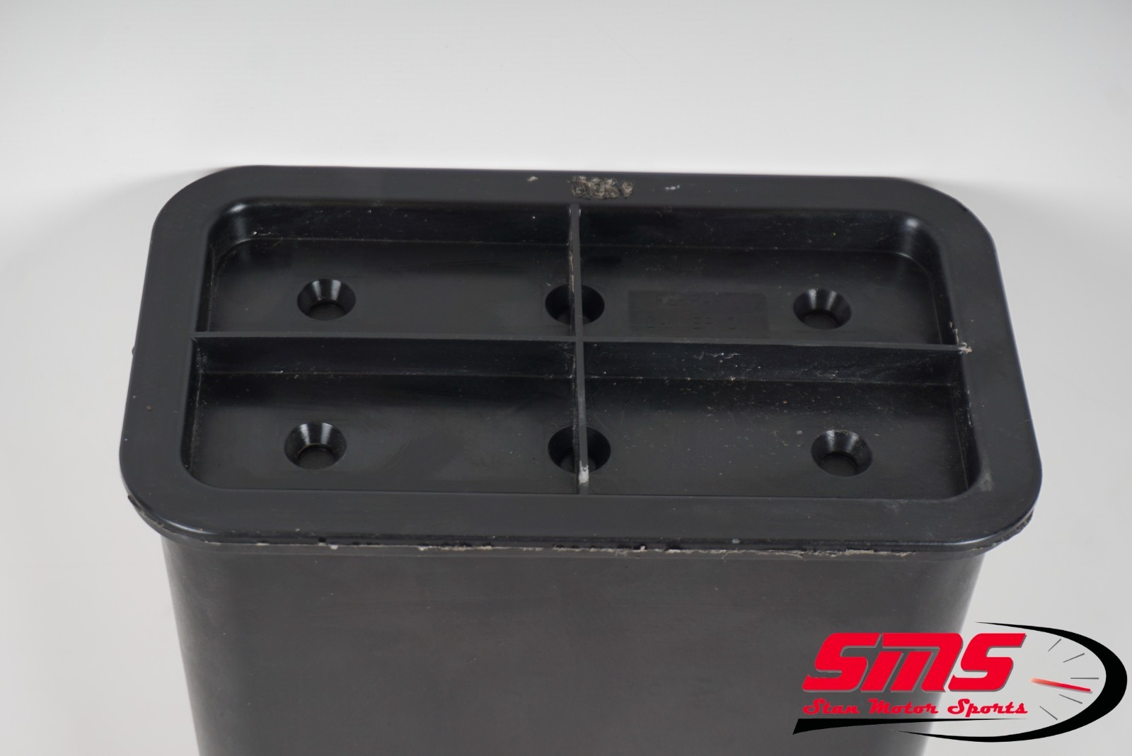 02-19 Maserati 4200 Granturismo Ferrari California Charcoal Canister EVAP 61K