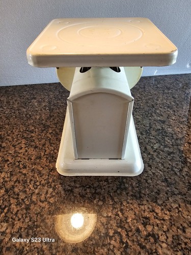 Vintage Kitchen Scale American Family Scale Antique Circa 1940’s - Picture 2 of 12