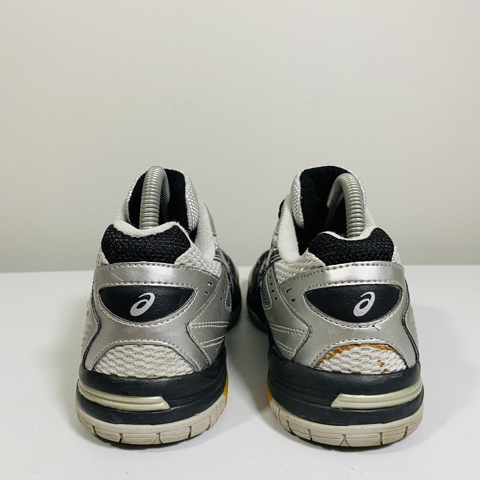 women's gel rocket 7 volleyball shoe