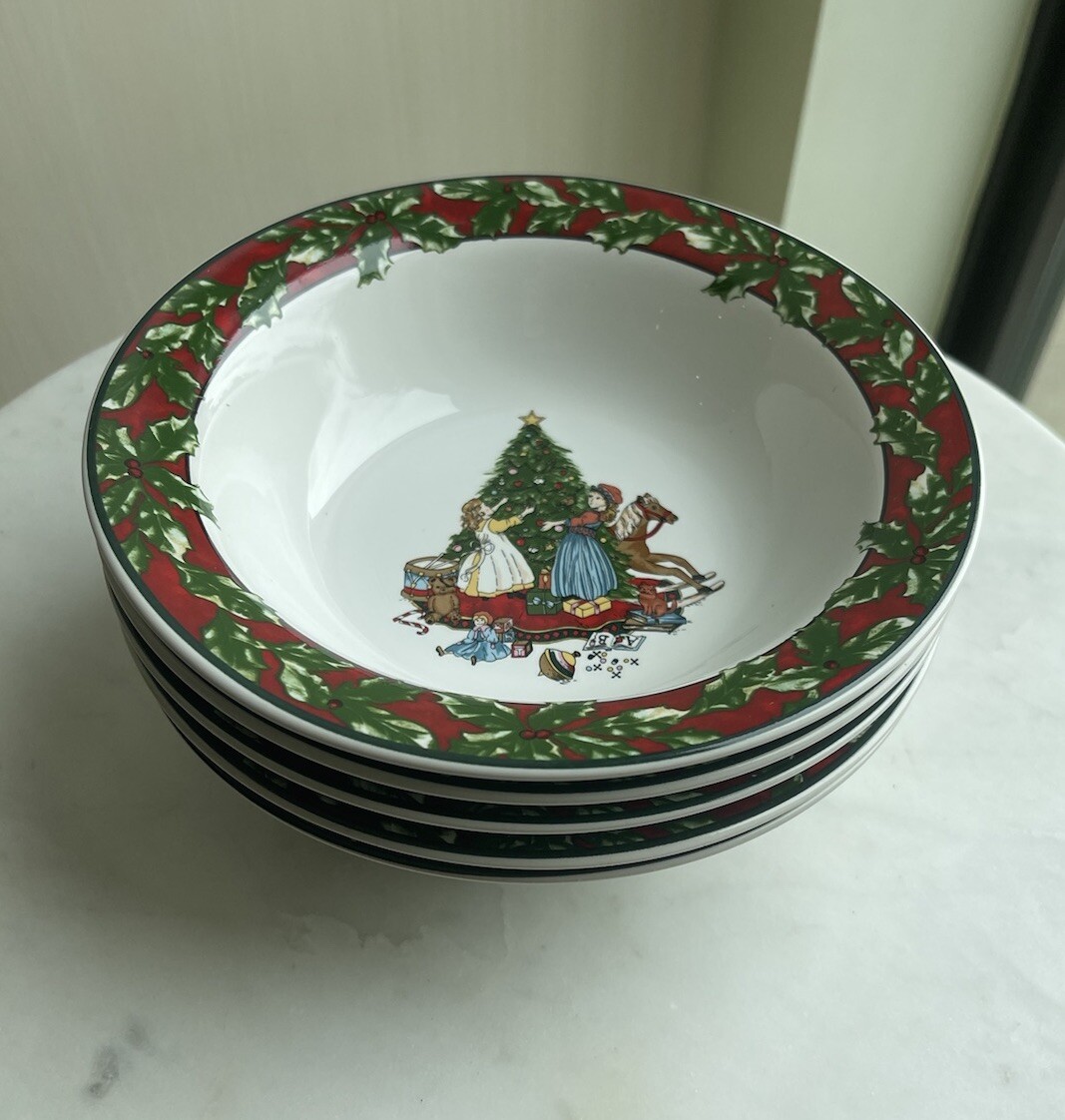 Lot Of 5 International Tableworks Christmas Celebration Cereal Bowl 6 7/8 inch