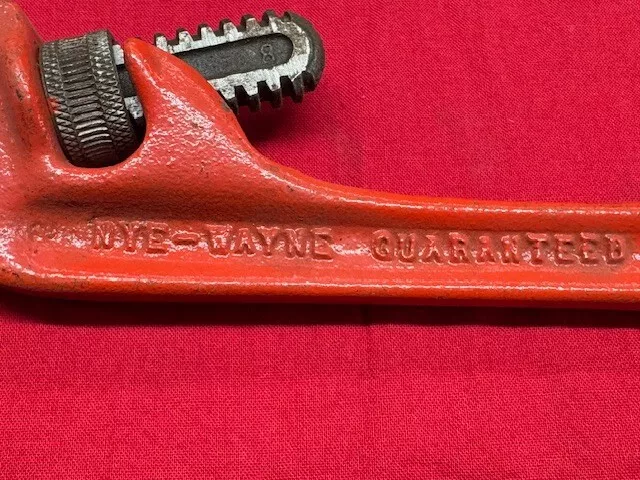 NYE Tool Heavy Duty Offset Pipe Wrench, 8", 1" Capacity, Steel  Vintage! - Image 3 of 4
