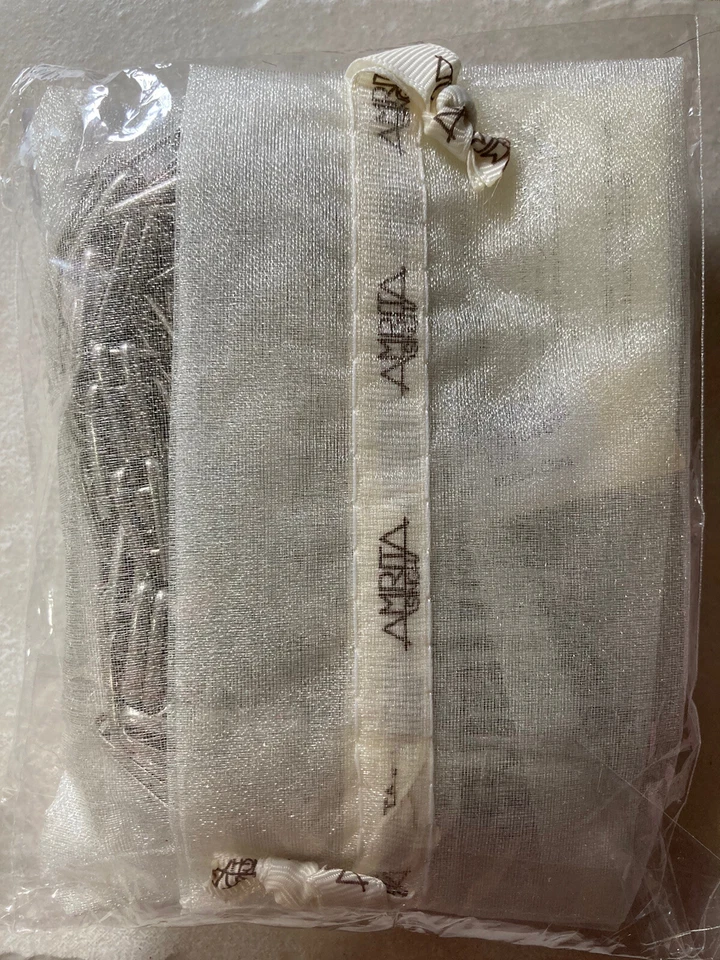 Collar de eslabones de cadena grueso Missy de latón Amrita Singh Foto 3 de 4