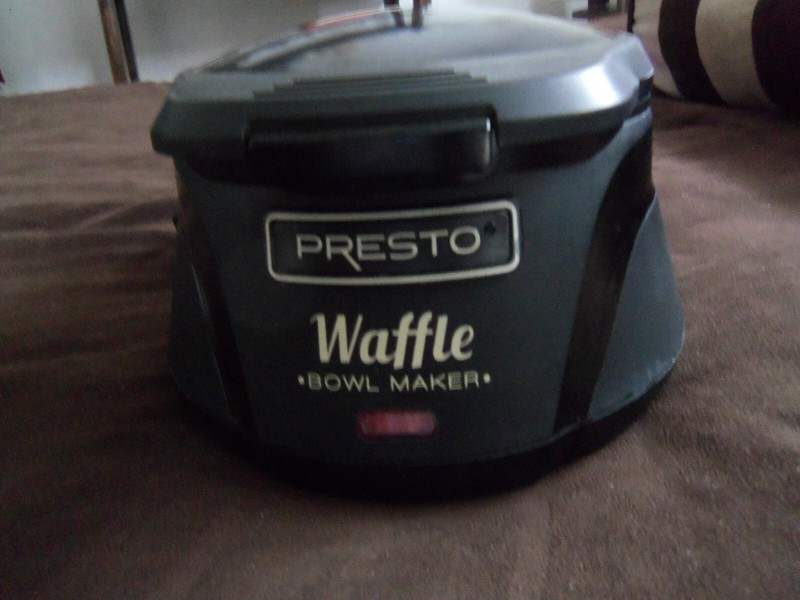 Presto 03500 Waffle Bowl Maker - Black