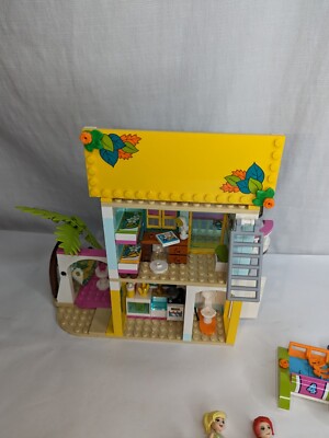 Lego friends set Beach House 41428, Nearly Complete, W/ Manual (No