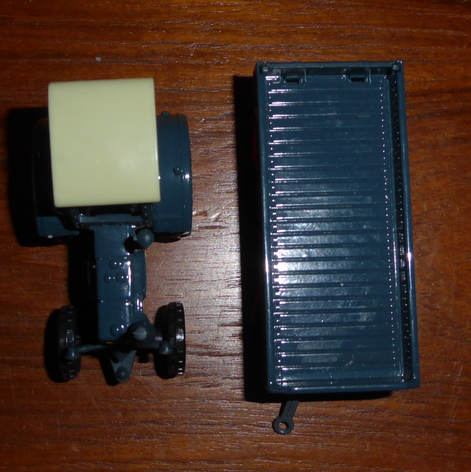 Picture 4 of 5