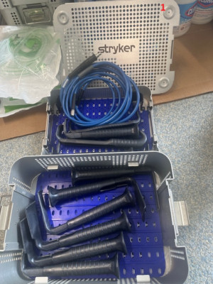 INVUITY Eikon LT Illuminated Retractors BATCH!