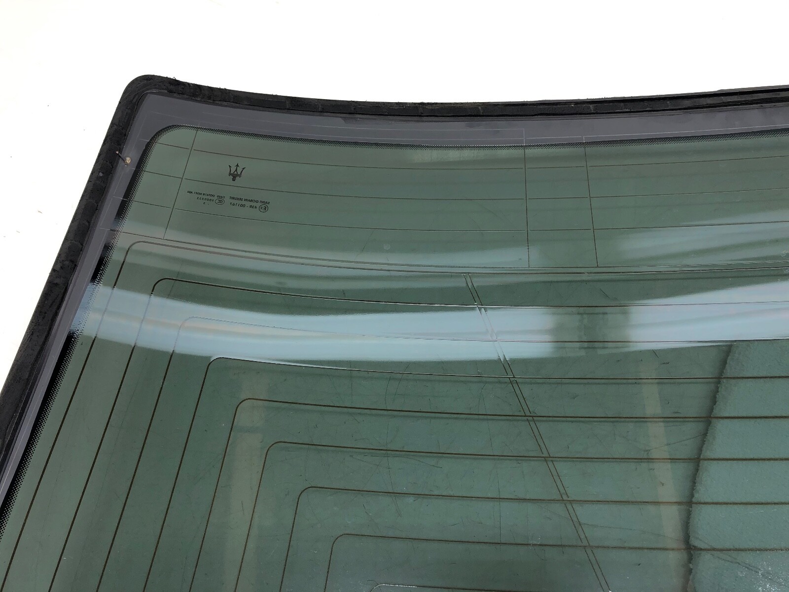 2014-2020 MASERATI GHIBLI REAR WINDSHIELD GLASS OEM.