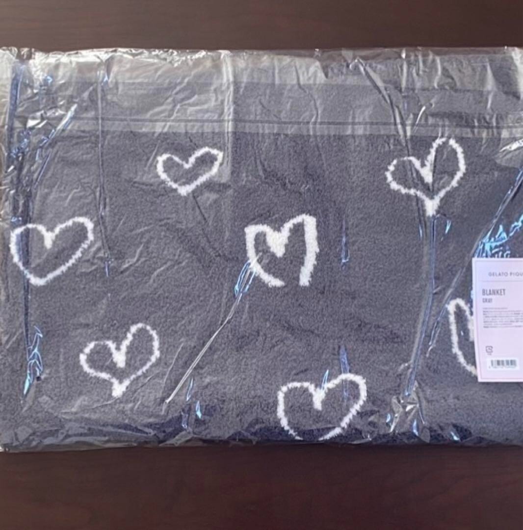 小物 [GELATO PIQUE loves BTS] BLANKET (GLAY) BTS GELATO PIQUE loves BTS BLANKET GRAY JPFC Limited K-Pop
