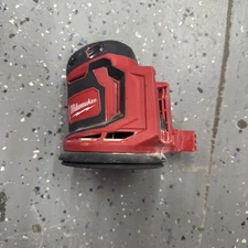 Milwaukee 2648-20 M18Random Orbit Sander (Tool Only)