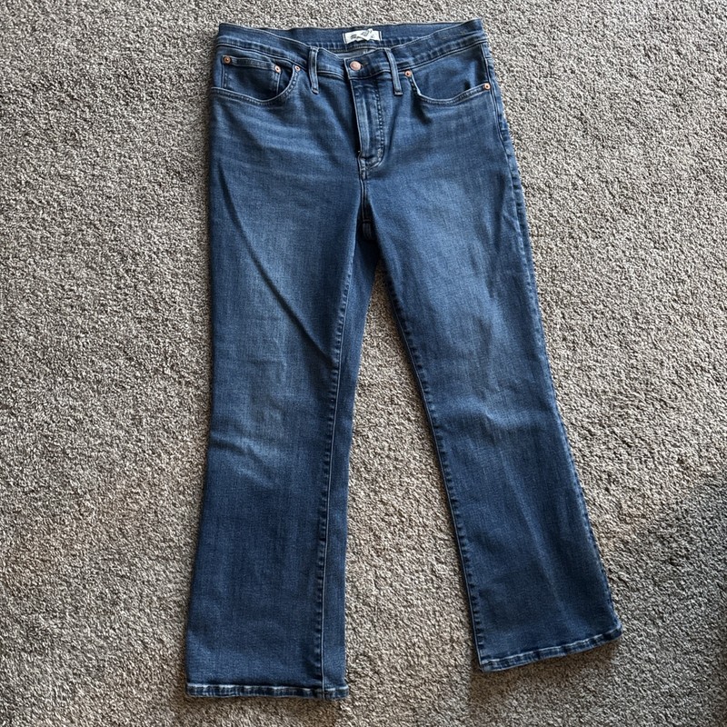 Madewell Medium Wash Mid Rise Kick Out Jeans Size Women’s 30 EUC